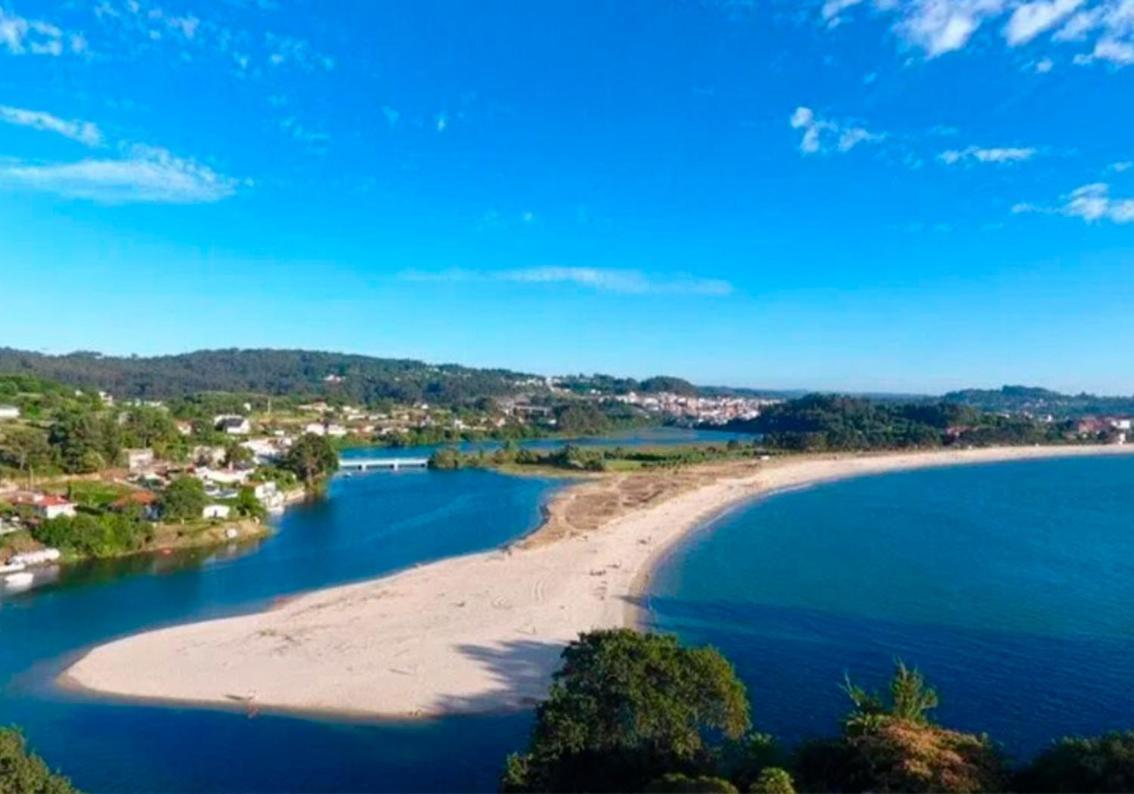 Piso Dos Playas Mino Lägenhet Exteriör bild